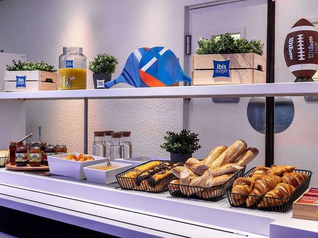 Ibis Budget Lyon Est Chaponnay Hotel